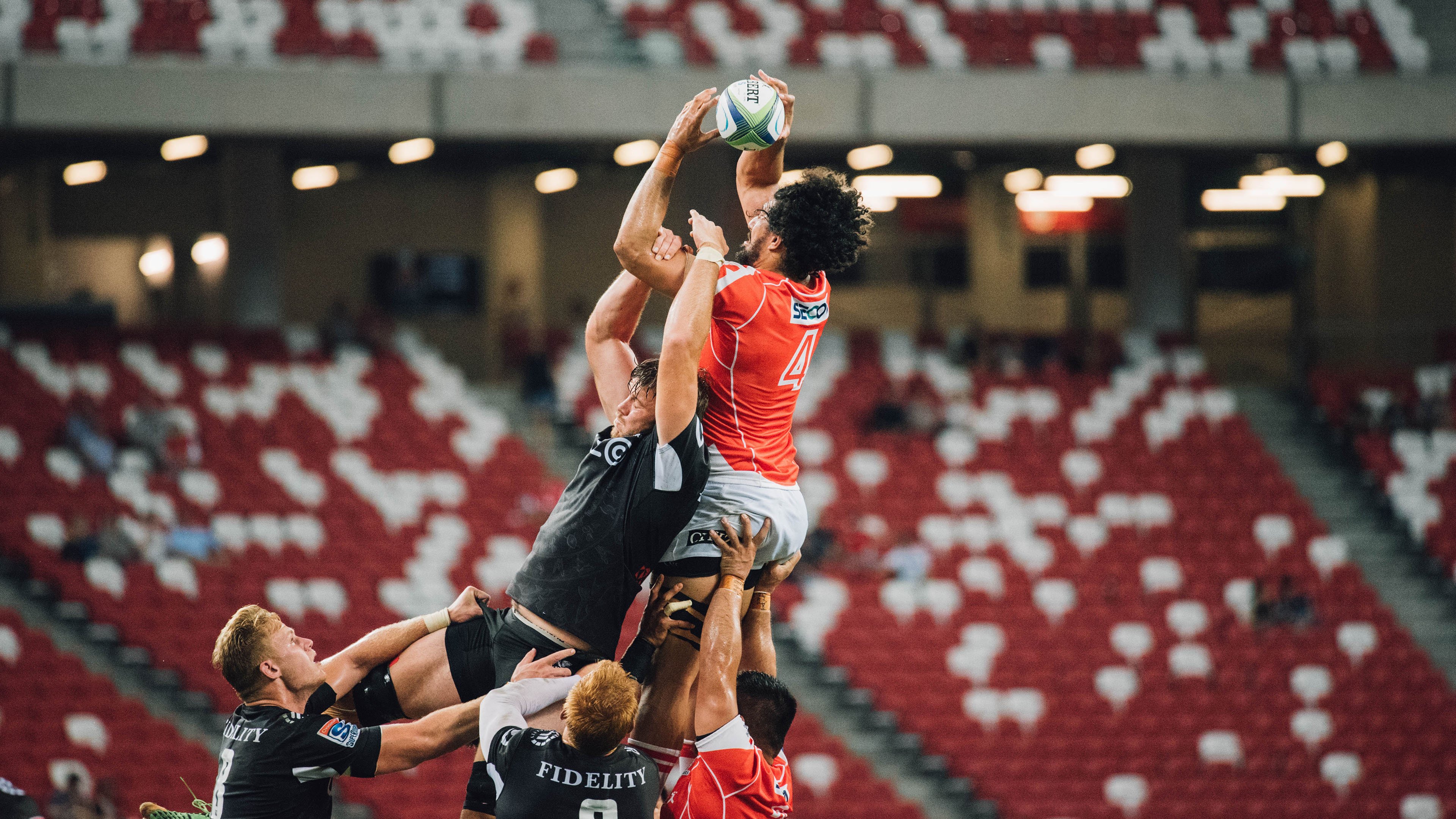 伊萨克一肩扛鼎，尼日利亚军团碾压式征服比利亚雷亚尔